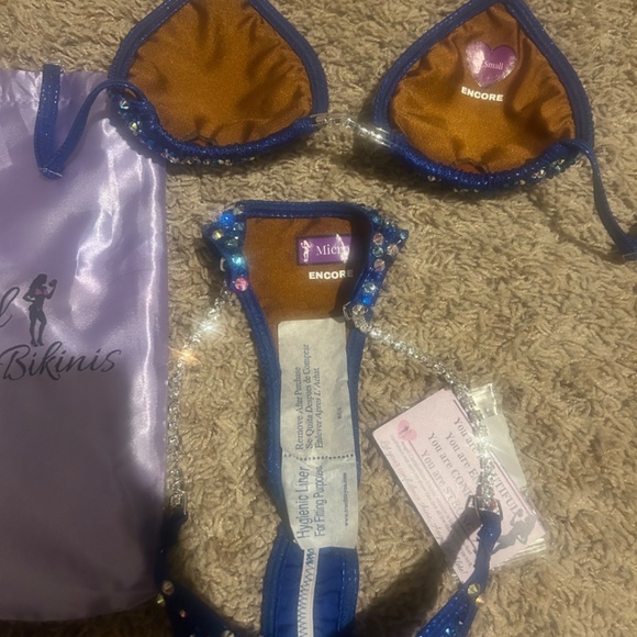 Angel Competition Bikini New - Picture 6 of 9
